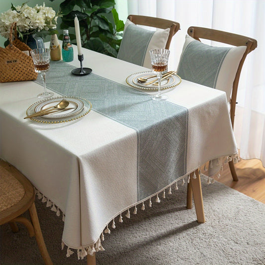 Tovaglia Elegante Rettangolare Linea "Brunch". Adatta per sala da pranzo, soggiorno e cucina. Raffinato prodotto con decorazione a fascia centrale e nappe